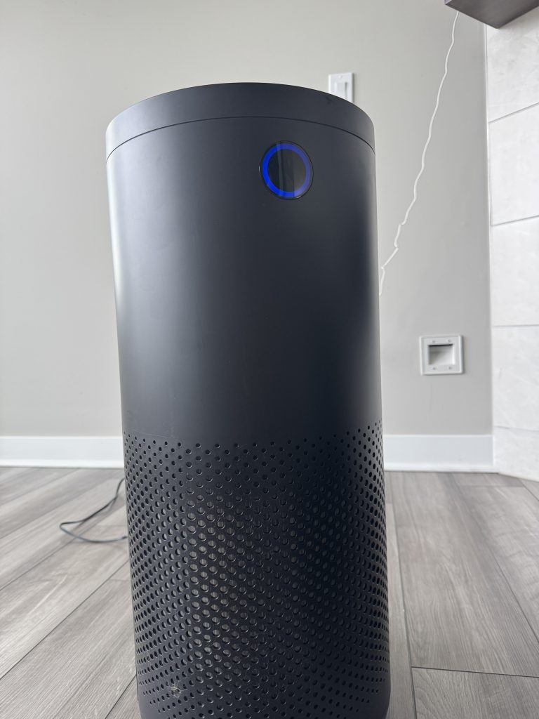 AirDoctor 4000 cylindrical tower design with perforated air intake
