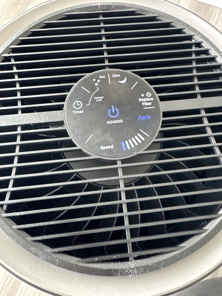 AirDoctor 4000 filter indicator light showing when to replace filter